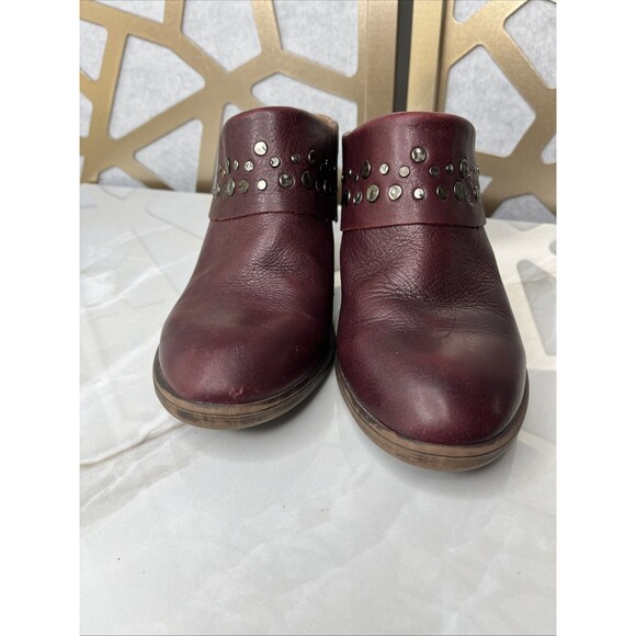 Sofft Gila Clogs Mules Women 9 Eu 40.5 Red Leather Studded Heels Slip Shoes On - Picture 5 of 11